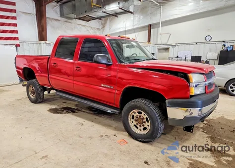 2004 Chevrolet Silverado K2500 Heavy Duty from USA, damaged, VIN 1GCHK23U44F253901
